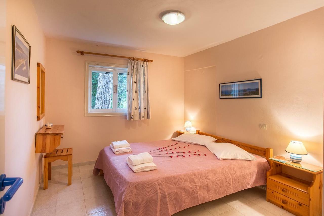 Ormos Drepanou Apartments Lijá Kültér fotó